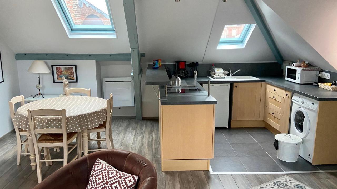 Sous Les Toits D'Honfleur Apartment ภายนอก รูปภาพ