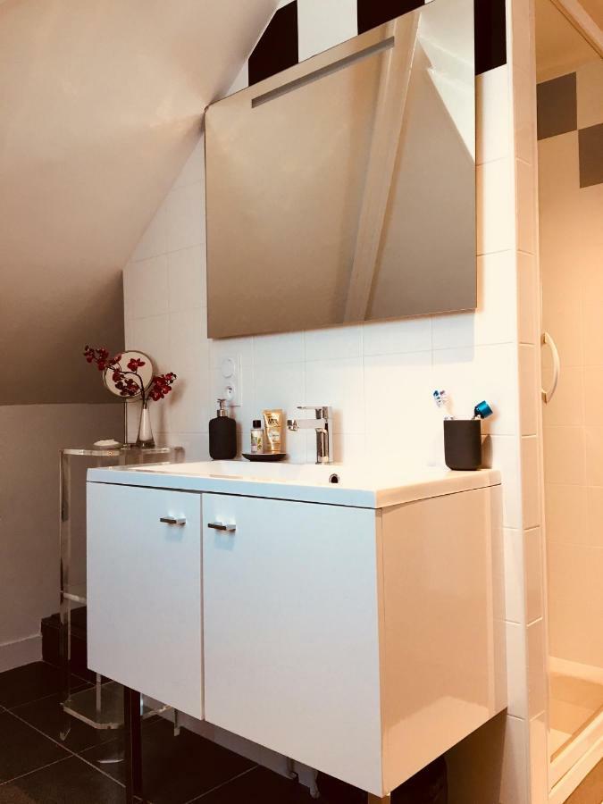 Sous Les Toits D'Honfleur Apartment ภายนอก รูปภาพ