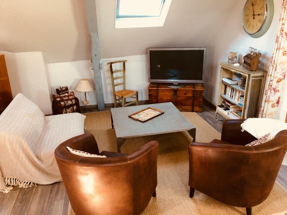 Sous Les Toits D'Honfleur Apartment ภายนอก รูปภาพ