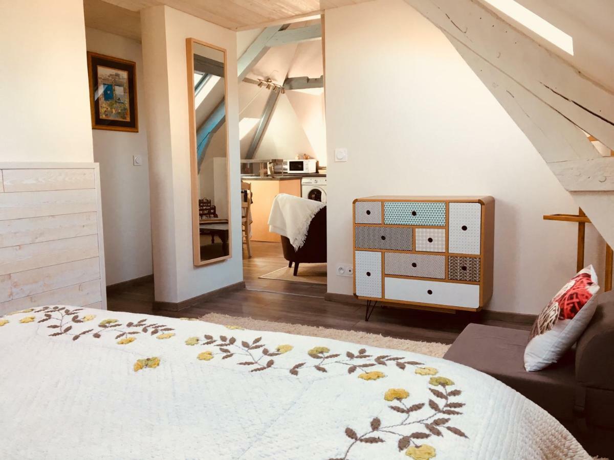 Sous Les Toits D'Honfleur Apartment ภายนอก รูปภาพ